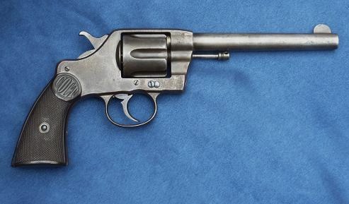 Colt 1889 .  Calibre 38.     